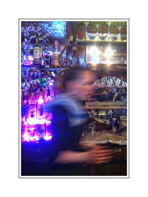 bartender blur-
