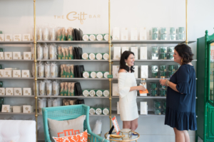 The Southern Coterie blog: "Making Your Business Gifs Stand Out" by Allieway Marketing (photo: Kelli Boyd Photography for The Southern C)