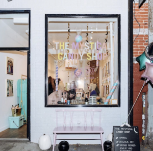 The Southern Coterie: Summit Alums we Spied in October 2019 - Designer Deirdre Zahl, owner of Candy Shop Vintage, opens a pop up shop in New York City with past presenter Grace Atwood attending
