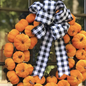 The Southern Coterie: Summit Alums we Spied in November 2019 - Paige Minear’s door and its’ decor featured in Fall Harvest magazine